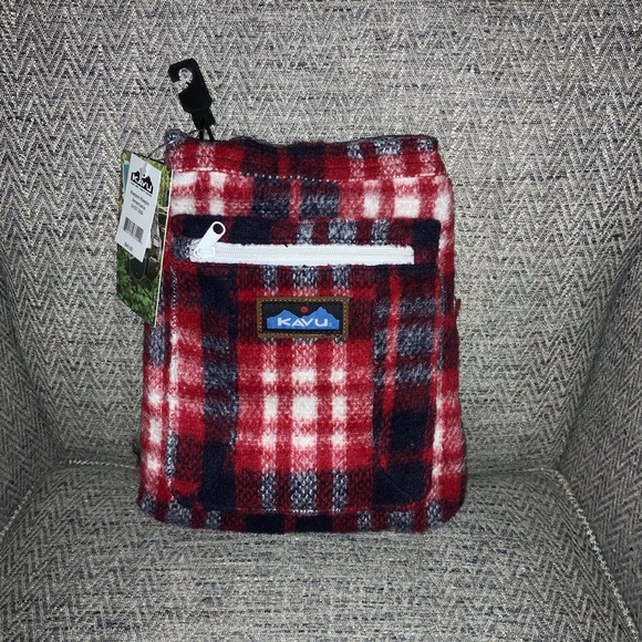 Last 1! NEW Kavu Plaid Crossbody In Americana - Picture 2 of 8